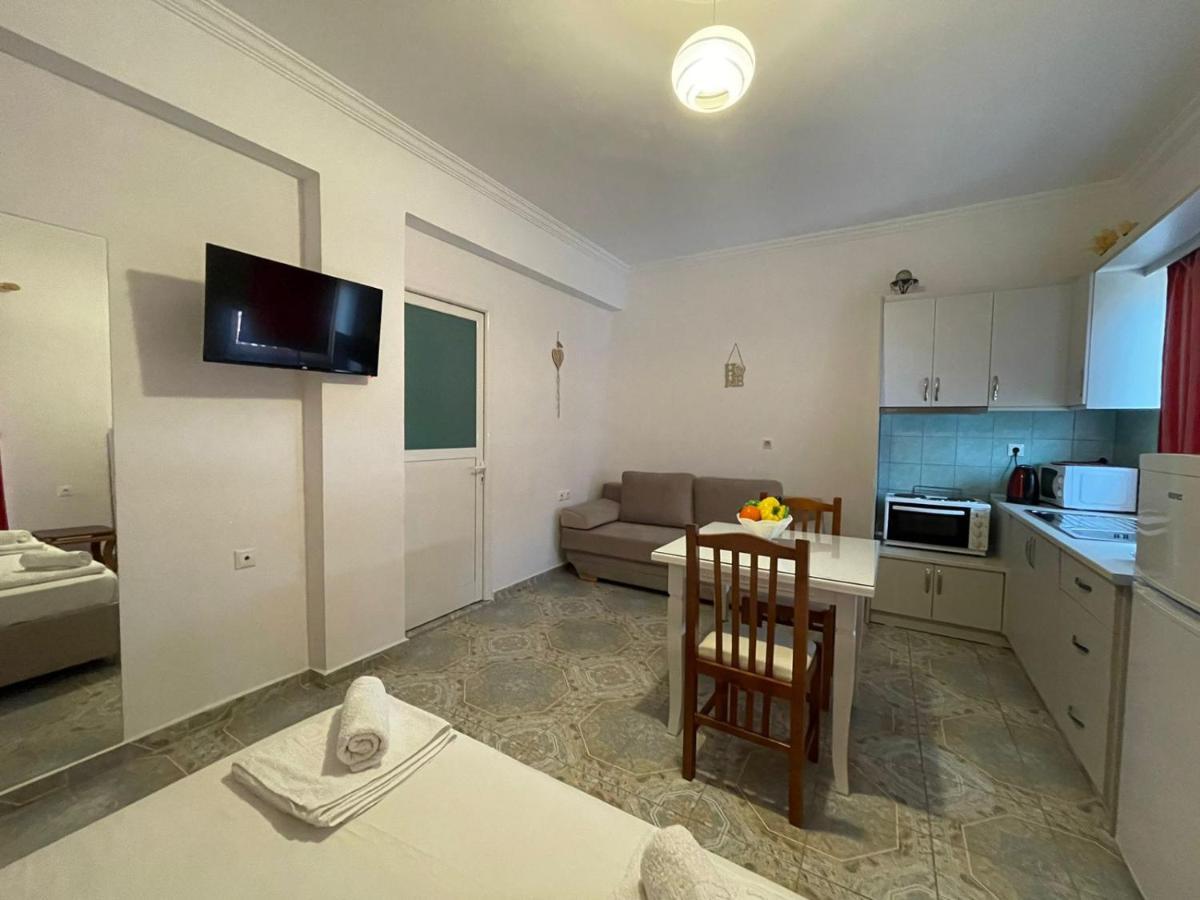 Levend Apartments Ksamil Exterior photo